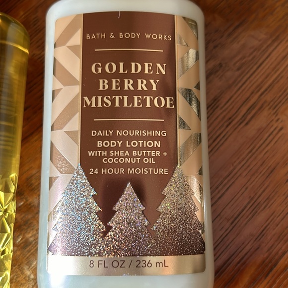 Bath & Body Works Golden Berry Mistletoe - Picture 6 of 6